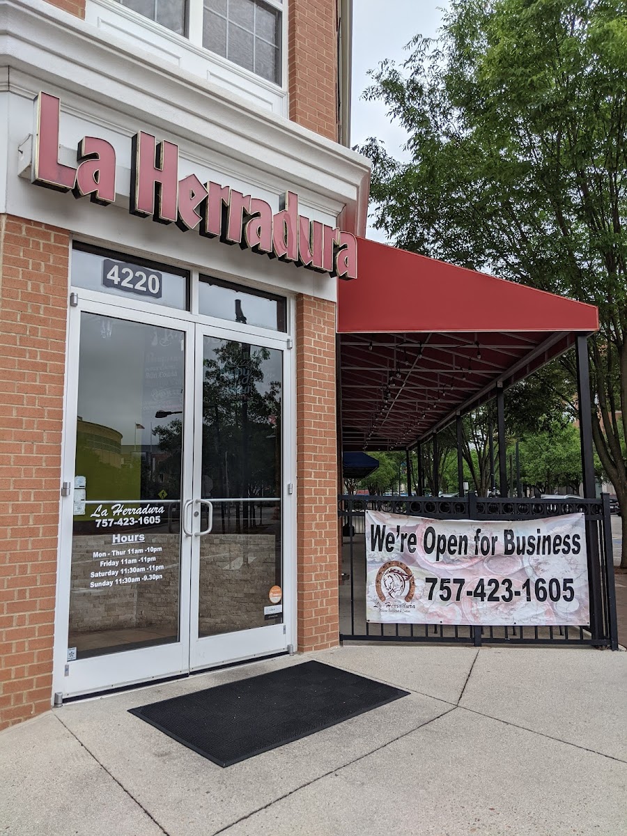La Herradura Mexican Restaurant & Cantina